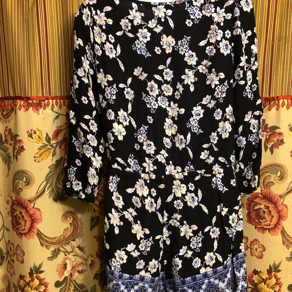 Navy Blue Jumper - Picture 5 of 8